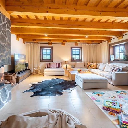Wellness Drevenica Zuberec, 3 Apartmany, 2 Studia, Tatranske Stity Z Terasy Eksteriør billede